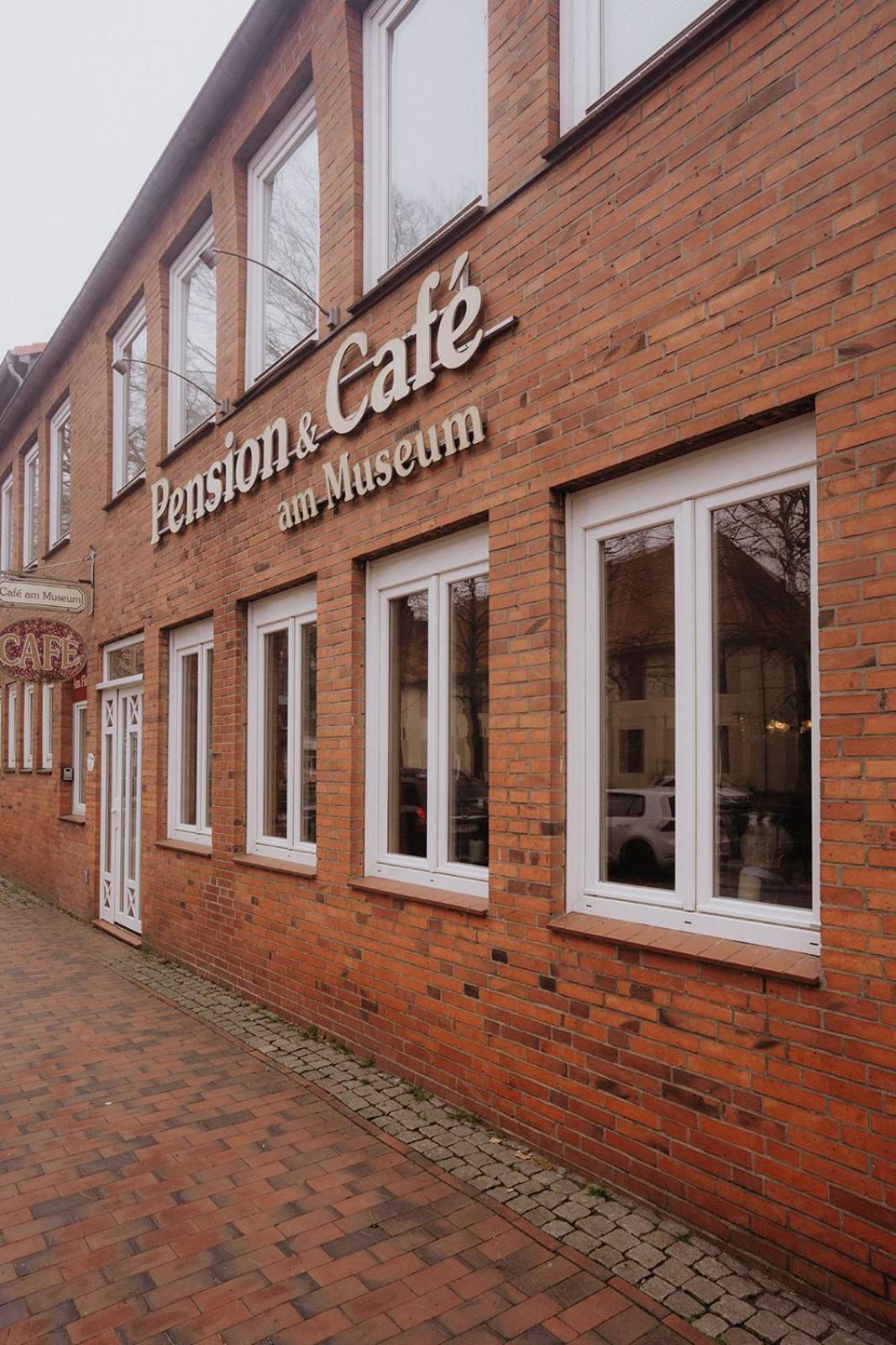 Pension Am Museum Glückstadt Buitenkant foto